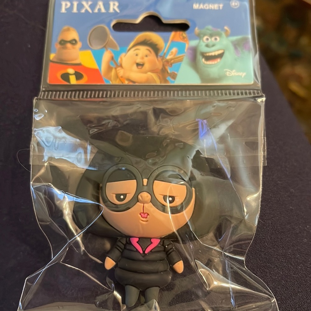 Edna Mode foam magnet